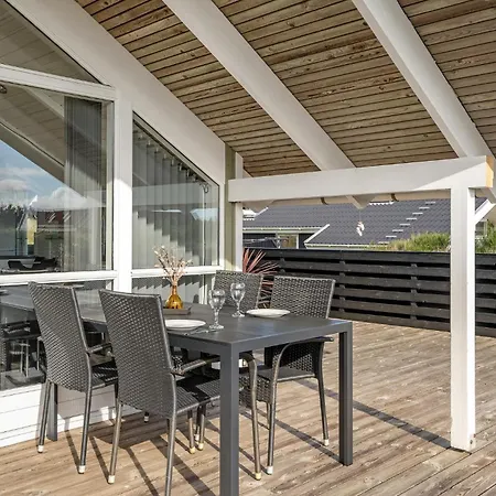 Vesterhavshytten Holiday home *